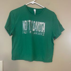 North Dakota Women Fighting Hawks Green Silver Metallic Cropped T-Shirt Medium